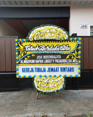 Papan Bunga Duka di Lifofa
