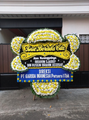 Papan Bunga Duka di Lifofa